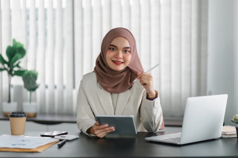 Scammer pinjaman online dan cara mohon pinjaman wang berlesen dengan selamat